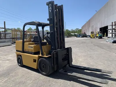 USED 1988 CATERPILLAR T150D