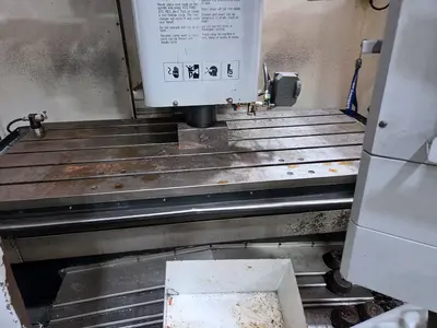 Used 2004 HAAS VF-6 Vertical Machining Centers Illinois US | Machinery Marketing International #1323244