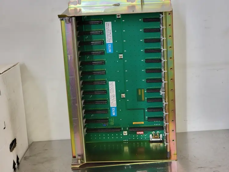 Used ALLEN-BRADLEY 1771-A3B1 Misc Electrical & Power Parts British Columbia CA | Lenmark #247624