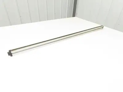 Sick ELGS6-0900D521 Light Curtain Sender 900mm Protected Height 16 Beam 15-30V