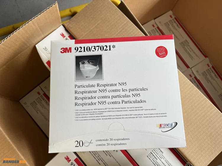 Used 3M 9210/37021 N95 MASKS (2 BOXES) Respirators / Ventilators Michigan US | Miedema Asset Management Group #1230768