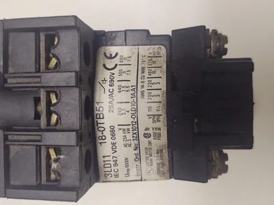 SIEMENS 3LD11 18-OTB53 MAIN EMERGENCY DISCONNECT
