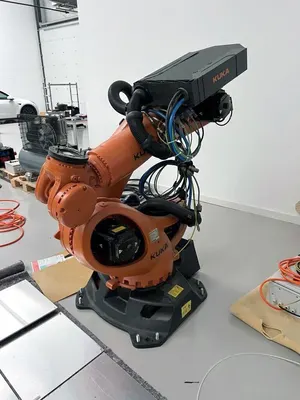 Used 2012 KUKA KR240 R2700 Prime Robots GB | Charter Auctions #1398567