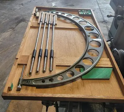 USED MITUTOYO 104-155