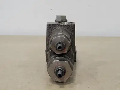 Hydraulic Valve 7F167