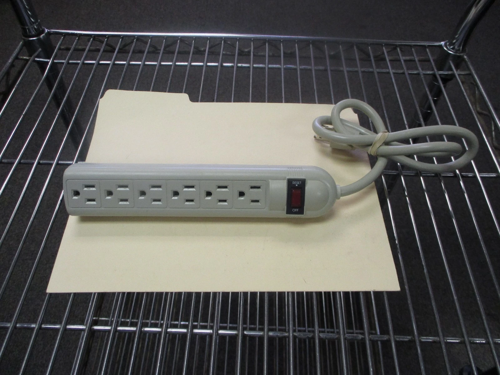 Used BB-05 Relocatable 6-Outlet Power Supply (15 Amps, 125 Vac, 60 Hz)