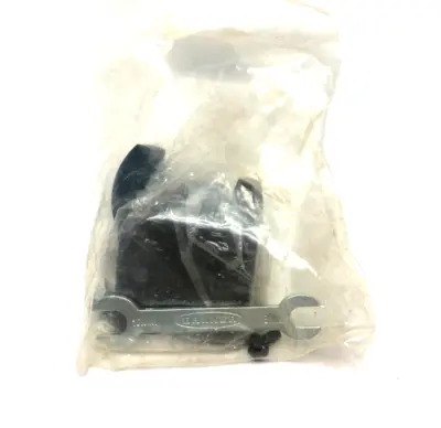 NEW BANNER ENGINEERING EZ-SCREEN ACCESSORY MOUNTING BRACKET KIT 71756
