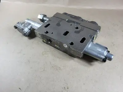 NEW CATERPILLAR 107-0547