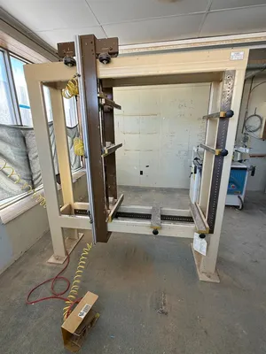 2002 RITTER R515 VERTICAL CLAMP | ListingHippo (1)