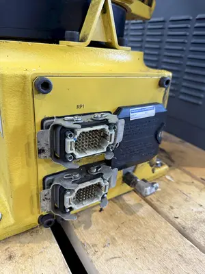 USED 2003 FANUC F-57715