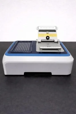USED THERMO FISHER SCIENTIFIC NANODROP