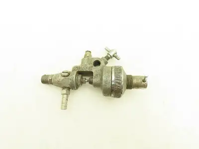 Graco 205-612 Stainless Steel Air Operated Dispensing Valve