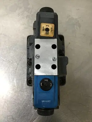 USED VICKERS DG5S82CTMUHL740