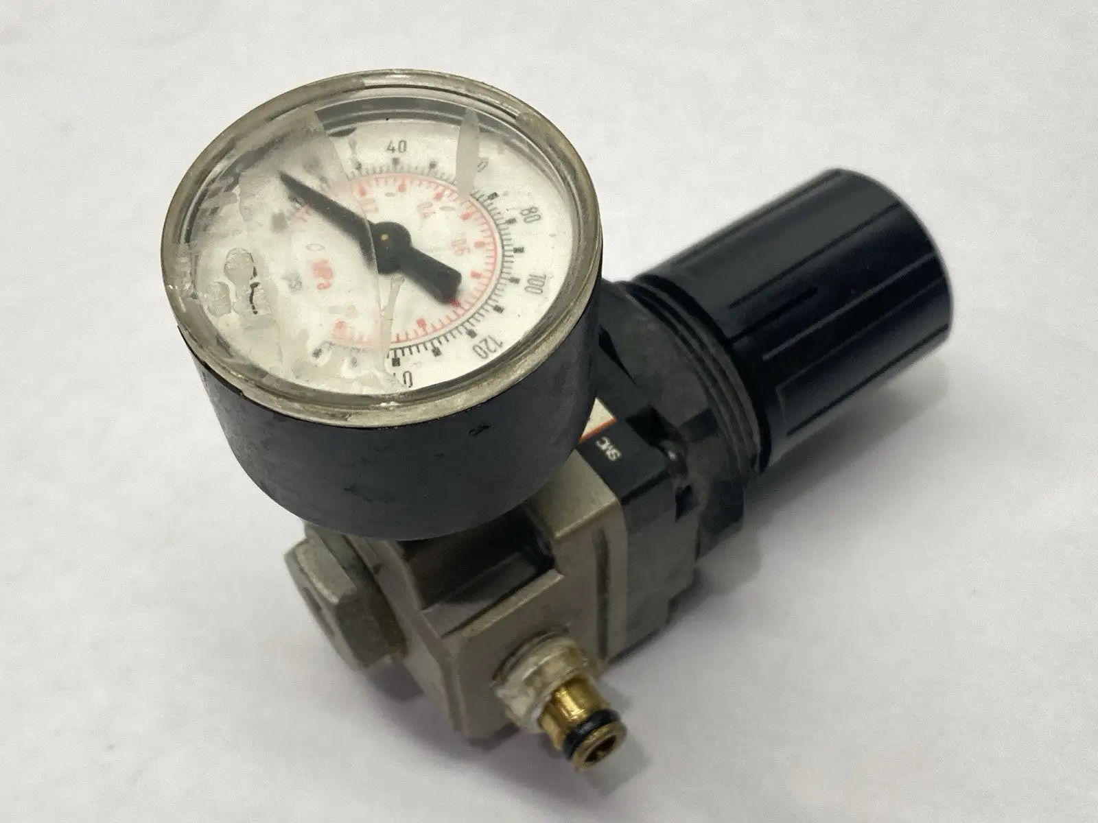 NAR2000-N01-1 | SMC  Pneumatic Modular Regulator 1/8" NPT - Used