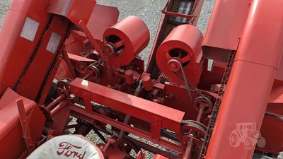 USED 1957 FORD 971