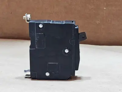 Used SQUARE D QOB115 Switchgears British Columbia CA | Lenmark #1438695