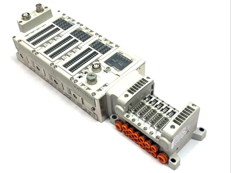 Used SMC PLUG‑IN MANIFOLD FOR VQ1000 5‑PORT SOLENOID VALVES Connector Accessories | Maverick Industrial Sales #1102557