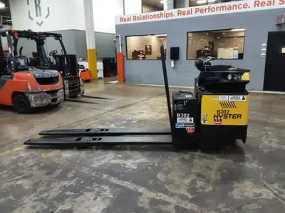 Used 2022 HYSTER BE080ZHD Pallet Jacks | Russell Equipment #723632