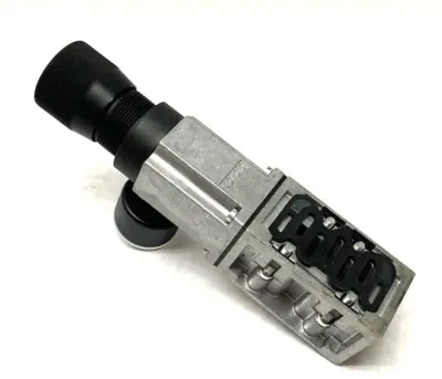 USED FESTO INTERMEDIATE PRESSURE REGULATOR PLATE 13000434