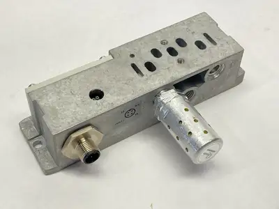 USED FESTO SUB VALVE MANIFOLD BASE MALE M12 541063