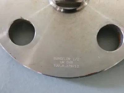 USED SWAGELOK SS-1610-F16-300