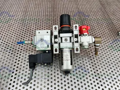 USED SMC NAW3000-N03 FILTER REGULATOR 0.05-0.85MPA W/ SMC PNEUMATIC / SOLENOID  VALVE