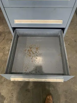5-DRAWER STANLEY VIDMAR CABINET. STOCK # 0903524