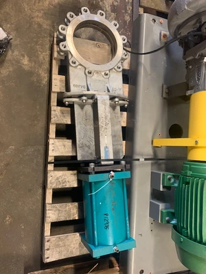 A-C Valve Inc. 10" Stainless Steel Air Operated Knife Gate Valve