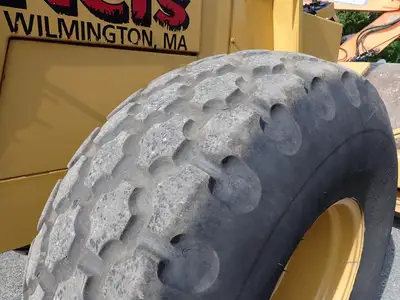 Used 1993 CATERPILLAR CS-583 Single Drum Rollers Massachusetts US | Brookside Equipment Sales #1422199