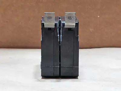 Used CUTLER-HAMMER BA240 Switchgears British Columbia CA | Lenmark #1438524