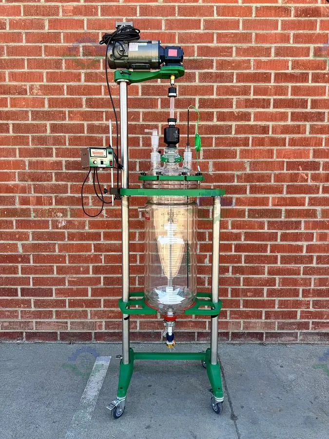 New | in-Stock 2020 CHEMGLASS 50 LITER JACKETED GLASS REACTOR W/ ZERO DEAD SPACE DRAIN VALVE MFG 20 Reactors California US | Equipment Lab #1266141