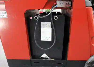 USED 2005 RAYMOND R40-C40TT