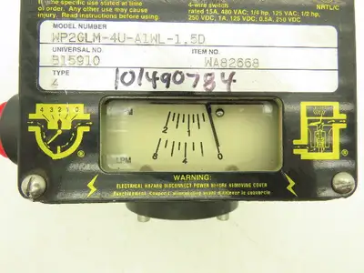 UFM WP2GLM-4U-A1WL-1.5D Flow Meter Monitor 1/2" NPT Port 2 GPM 3 Wire Switch