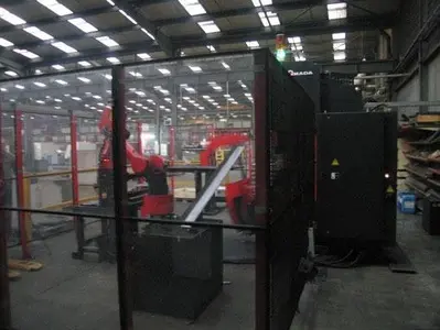 USED AMADA ASTRO 100T X 3220 CNC ROBOT BENDING CELL