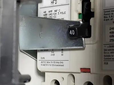 USED EATON SVX025A1-5A4N1