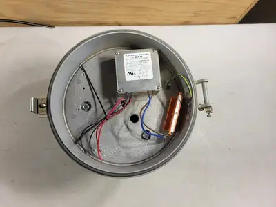 NEW CROUSE-HINDS VMV5L/UNV1 S890