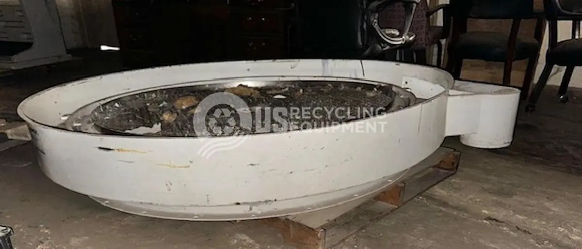 USED MIDWESTERN MR60C60-72-R VIBRATORY SEPERATOR