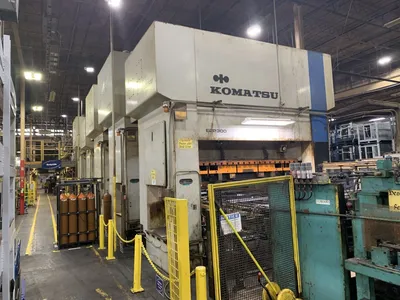 USED 1985 KOMATSU PRESSES KOMATSU E2P-300 PRESS