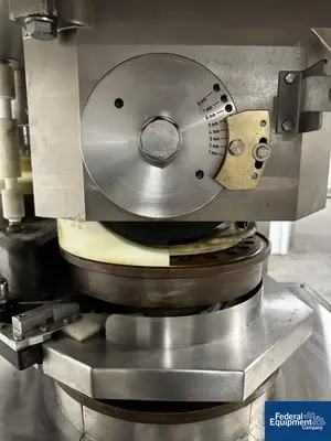 USED Fette Fette P1010 Rotary Tablet Press