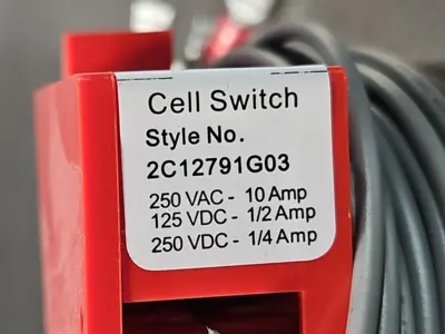 EATON Cutler Hammer 2C12791G03 Cell Switch (BIN443)