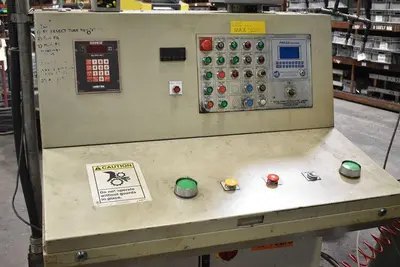 USED MINSTER E2 250 TON "HEVISTAMPER" SSDC