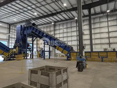 USED AMERICAN PULVERIZER 400HP PRE-SHREDDER AND CONVEYOR
