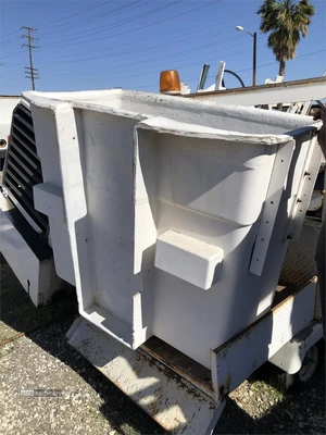 Used 1997 FREIGHTLINER FL70 Bucket (boom) trucks California US | Lillo Machinery #1403808