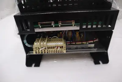 Avtron DC0001-1Z00-J Addvantage-32 Microprocessor Digital Dc Drive STOCK 1737B