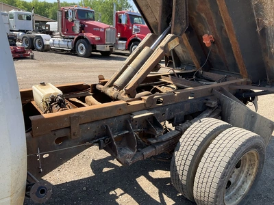 USED 2014 RAM CHASSIS 5500