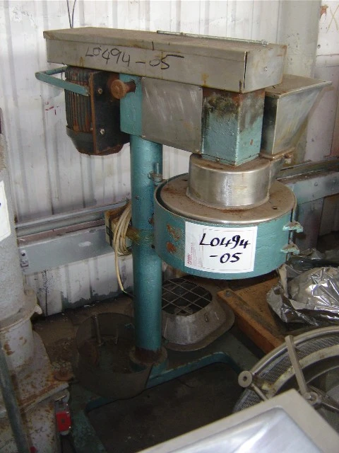 Used PENNWALT 900-44-0 Granulators PL | Perry Equipment #121502