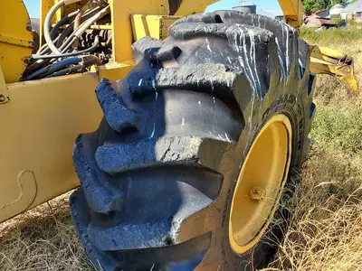 USED JOHN DEERE 640