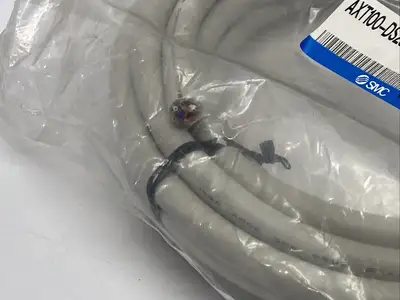 AXT100-DS25-050 | SMC  Manifold Connector Cable F Type 5m - New