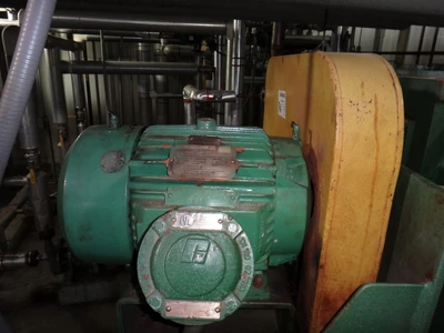 USED LIGHTNIN 75C3