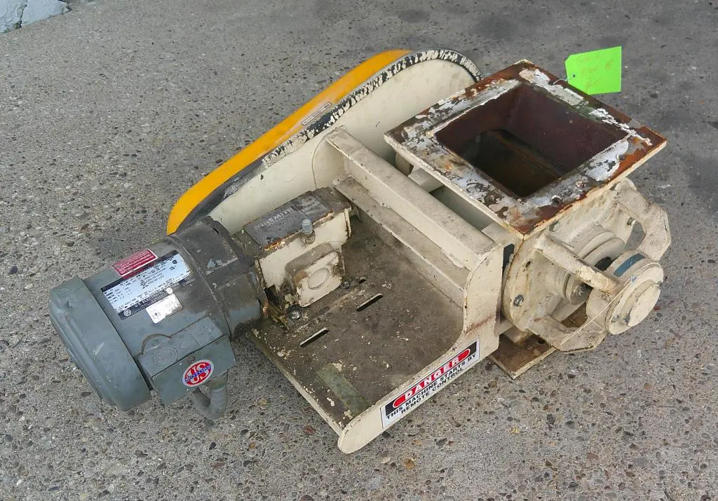 SPC9149  Valve 8 x 8 HD CS Wm Meyer rotary airlock feeder